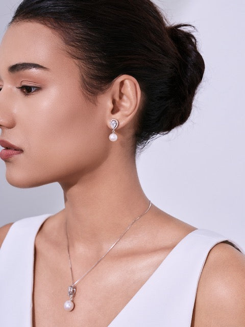 Eleganti orecchini di perle d'acqua dolce WE00130