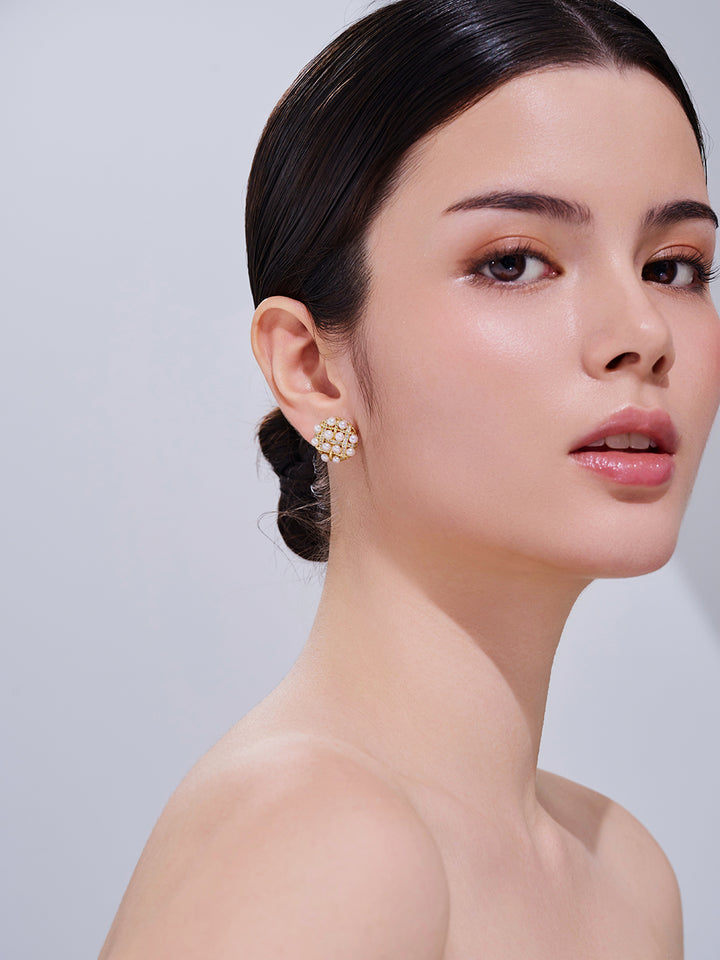 Elegant Freshwater Pearl Earrings WE00295