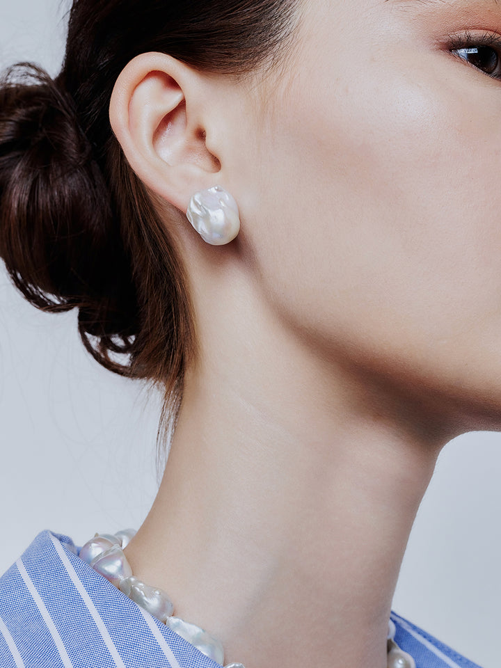 Anting-anting Mutiara Baroque yang Elegan WE00342