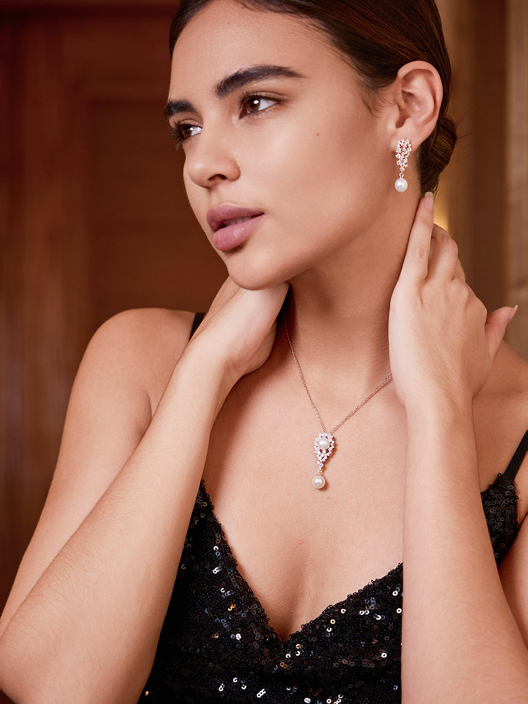 Pendientes elegantes de perlas de agua dulce WE00345 | CELESTE
