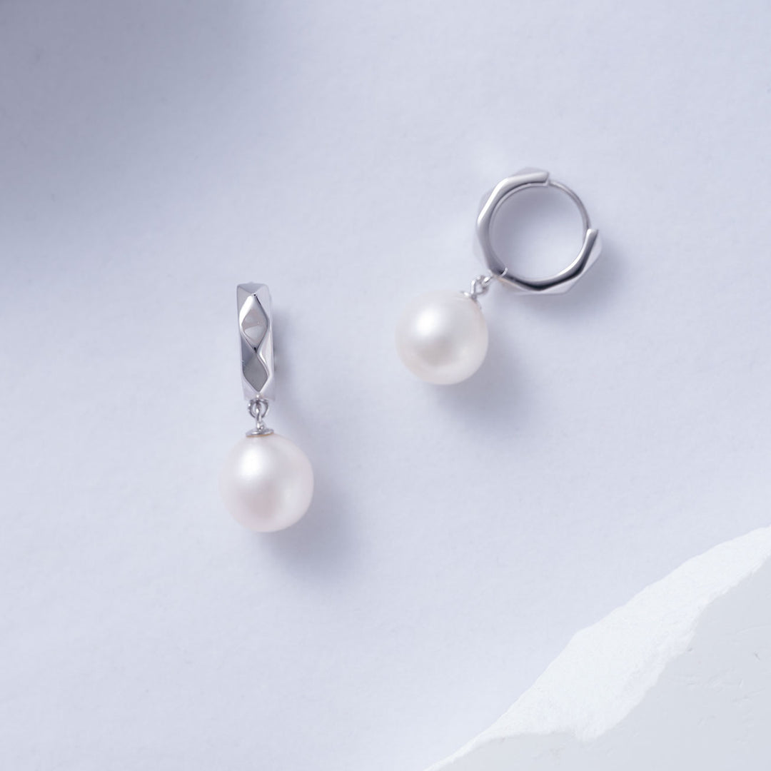 New Yorker Freshwater Pearl Earrings WE00350 - PEARLY LUSTRE
