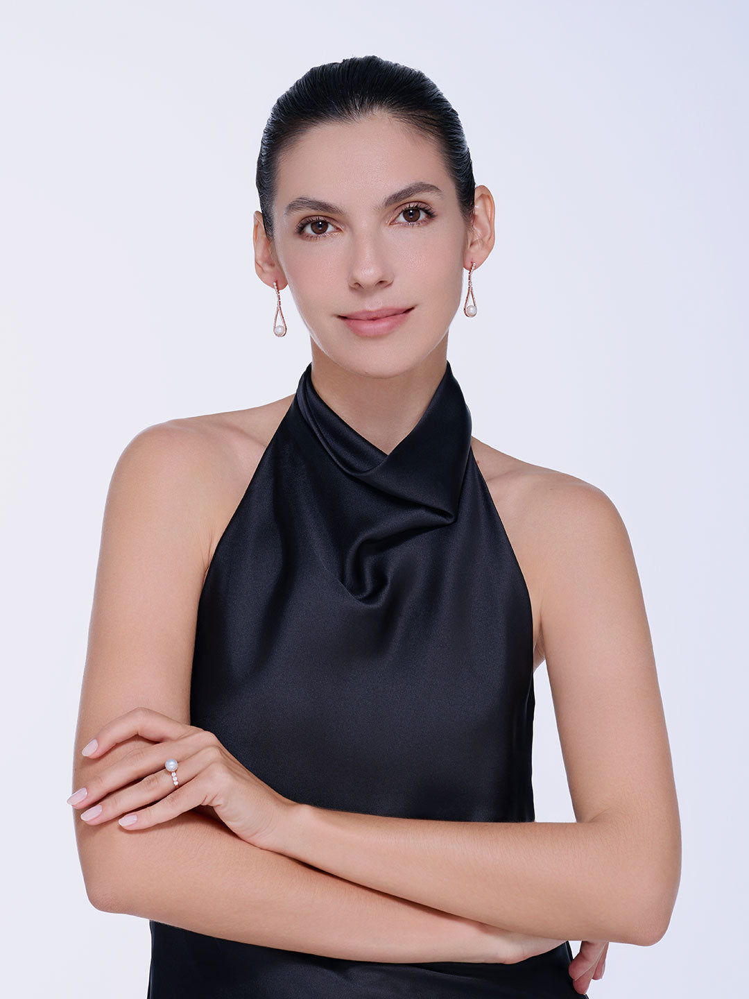 Elegant Freshwater Pearl Earrings WE00379