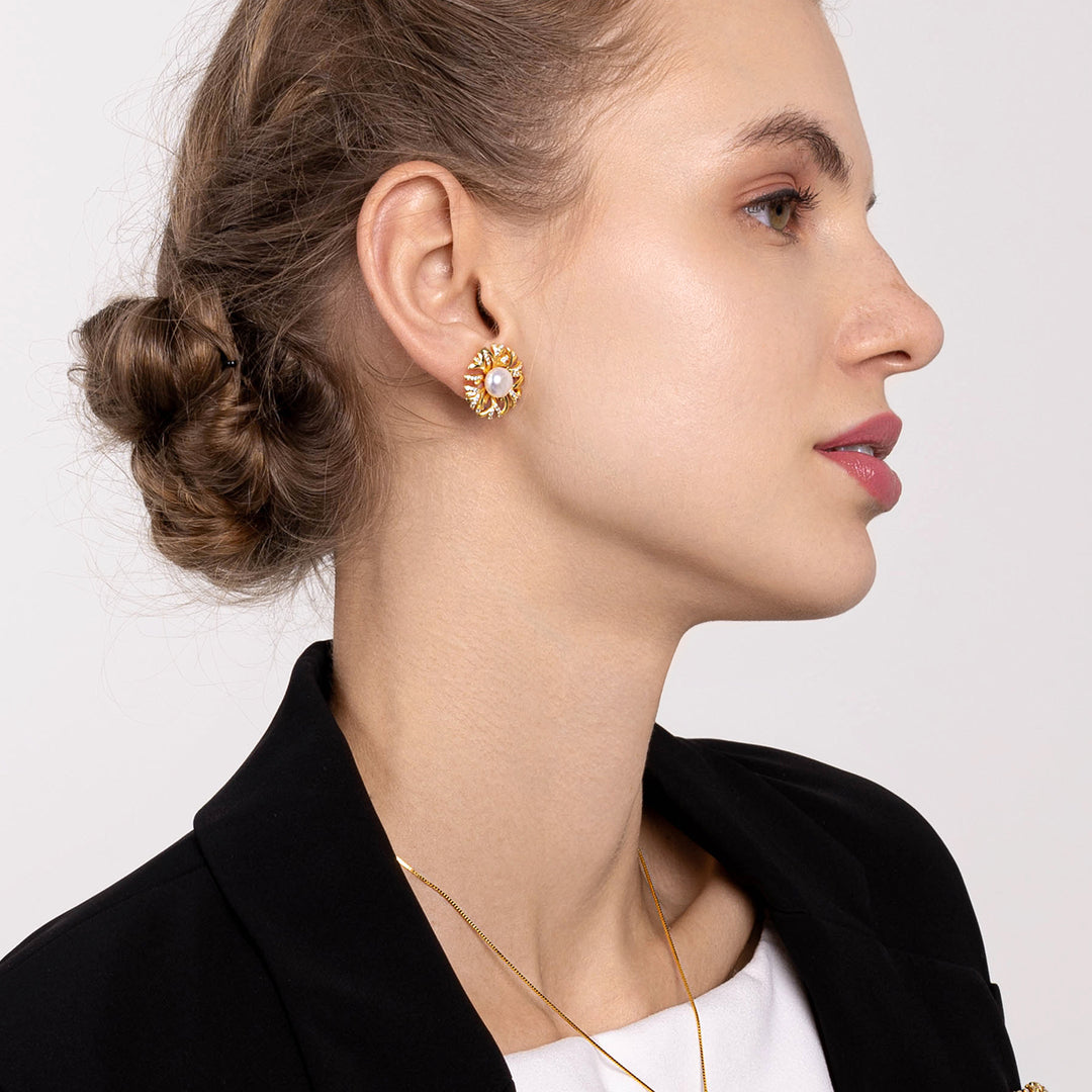 Elegant Freshwater Pearl Earrings WE00506 | GARDENS - PEARLY LUSTRE