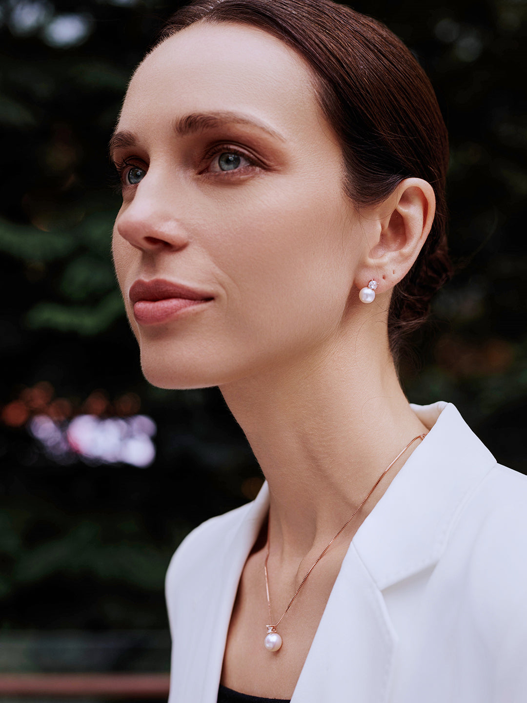 قلادة لؤلؤ المياه العذبة المستديرة الأنيقة WN00510