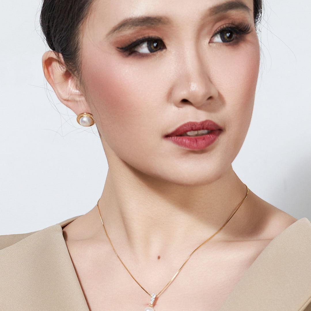 Asian Civilisations Museum Freshwater Pearl Earrings WE00432 | New Yorker Collection - PEARLY LUSTRE