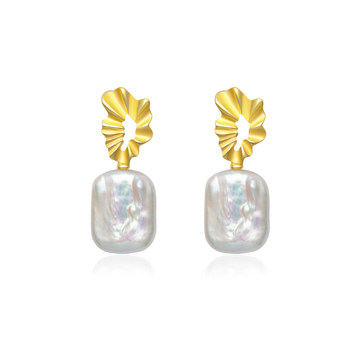 New Yorker Baroque Pearl Earrings WE00583 - PEARLY LUSTRE