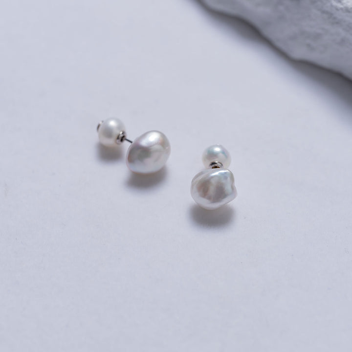 Baroque Pearl Stud Earrings WE00591 | Stone - PEARLY LUSTRE