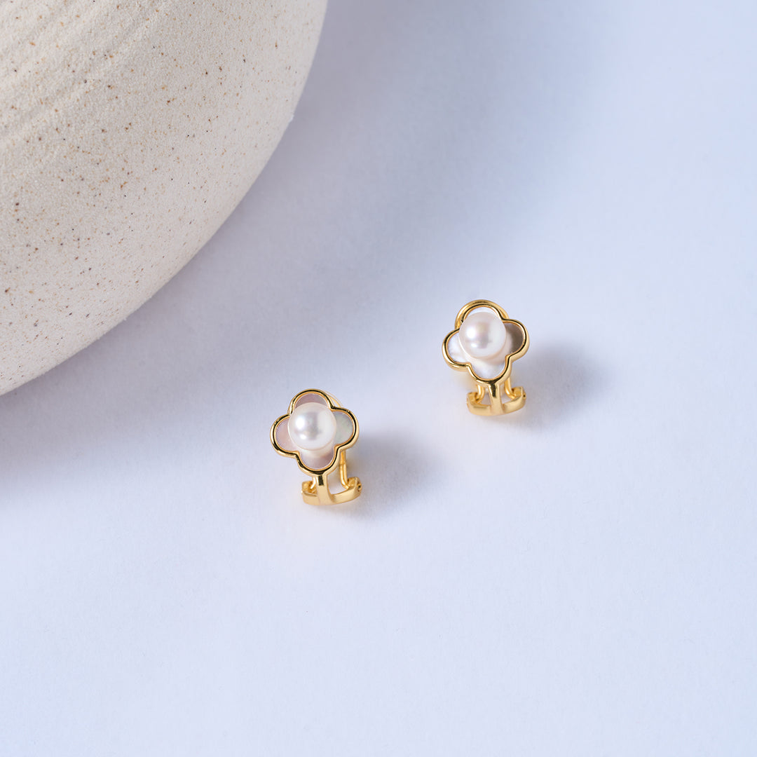 Clip-On Freshwater Pearl Earrings WE00609