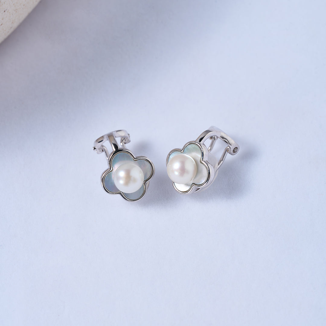 Clip-On Freshwater Pearl Earrings WE00610