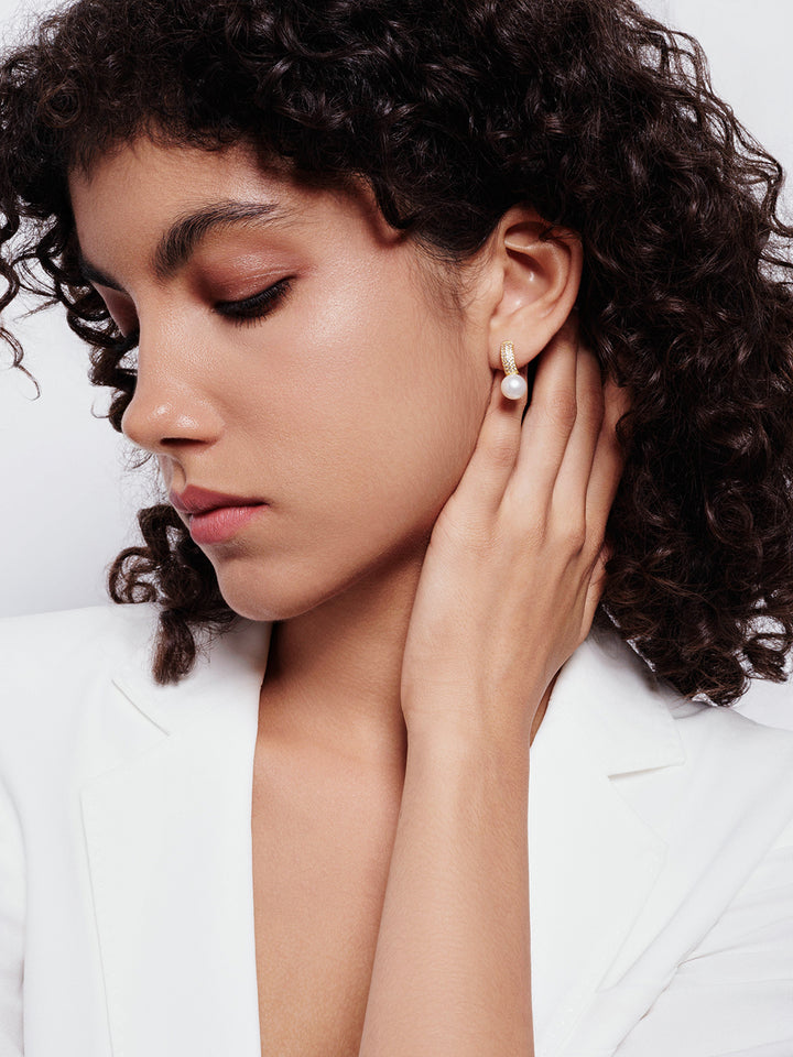 Elegant Freshwater Pearl Earrings WE00624
