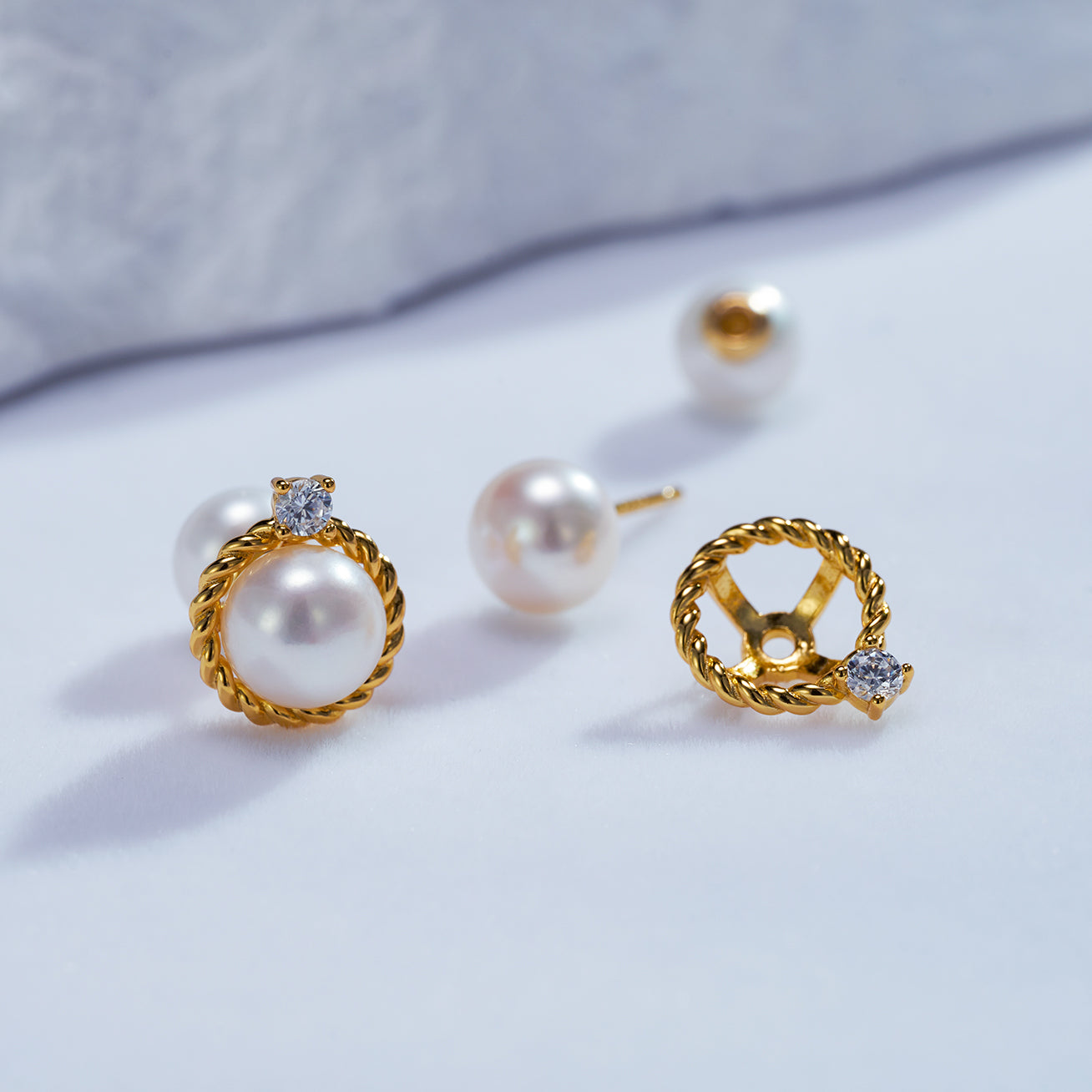 Asian Civilisations Museum Freshwater Pearl Earrings WE00660 - PEARLY LUSTRE
