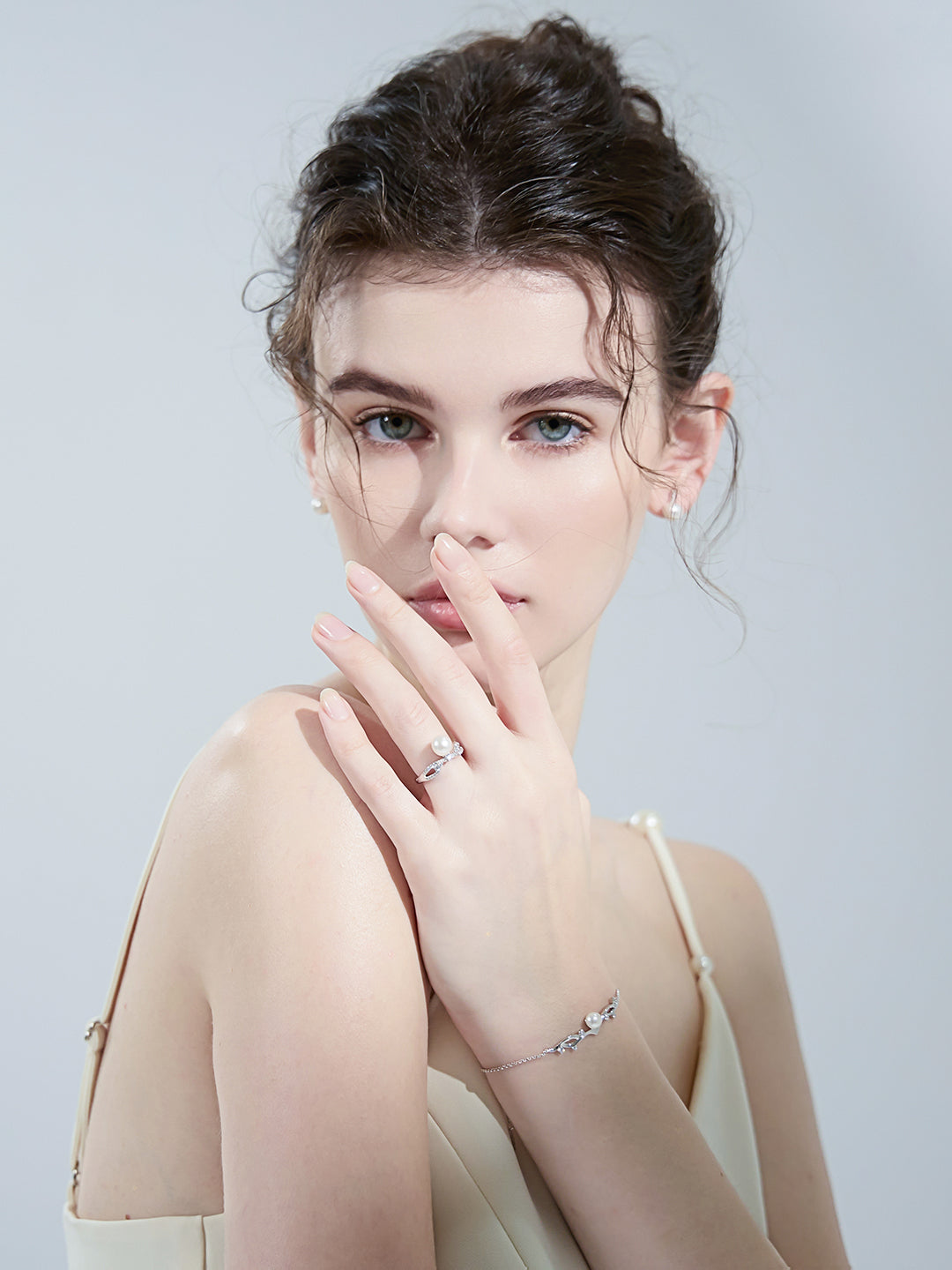 Anting-anting Mutiara Air Tawar yang Elegan WE00685