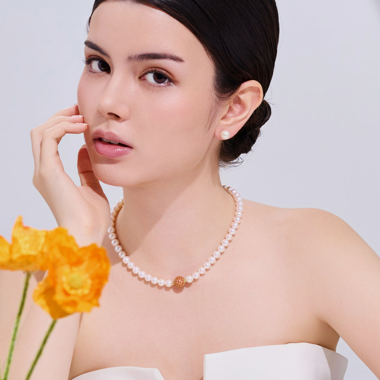 Orecchini A Clip Bello London | Placcato Argento Con Grande Perla Centrale | Viola | Per Orecchie Non Forate