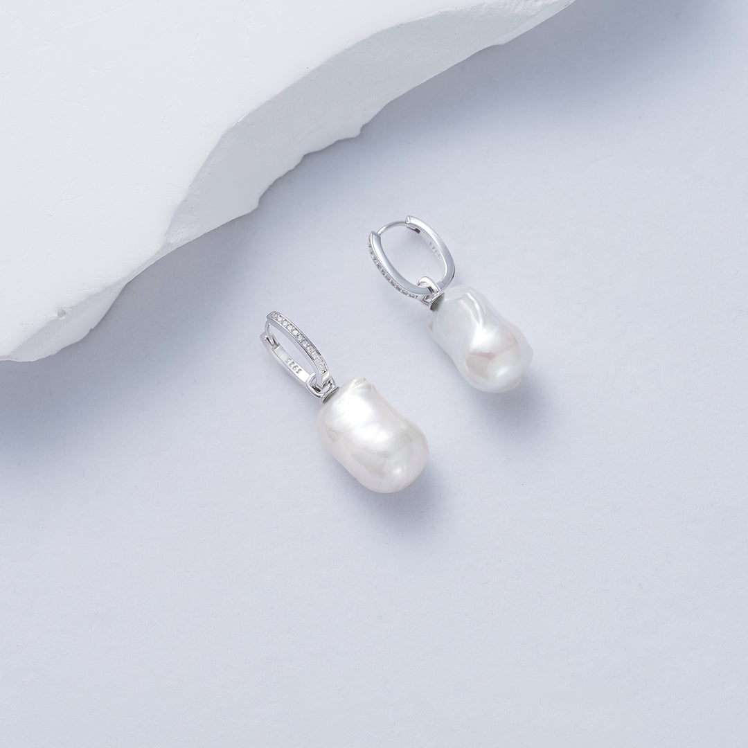 New Yorker Freshwater Baroque Pearl Earrings WE00709 - PEARLY LUSTRE