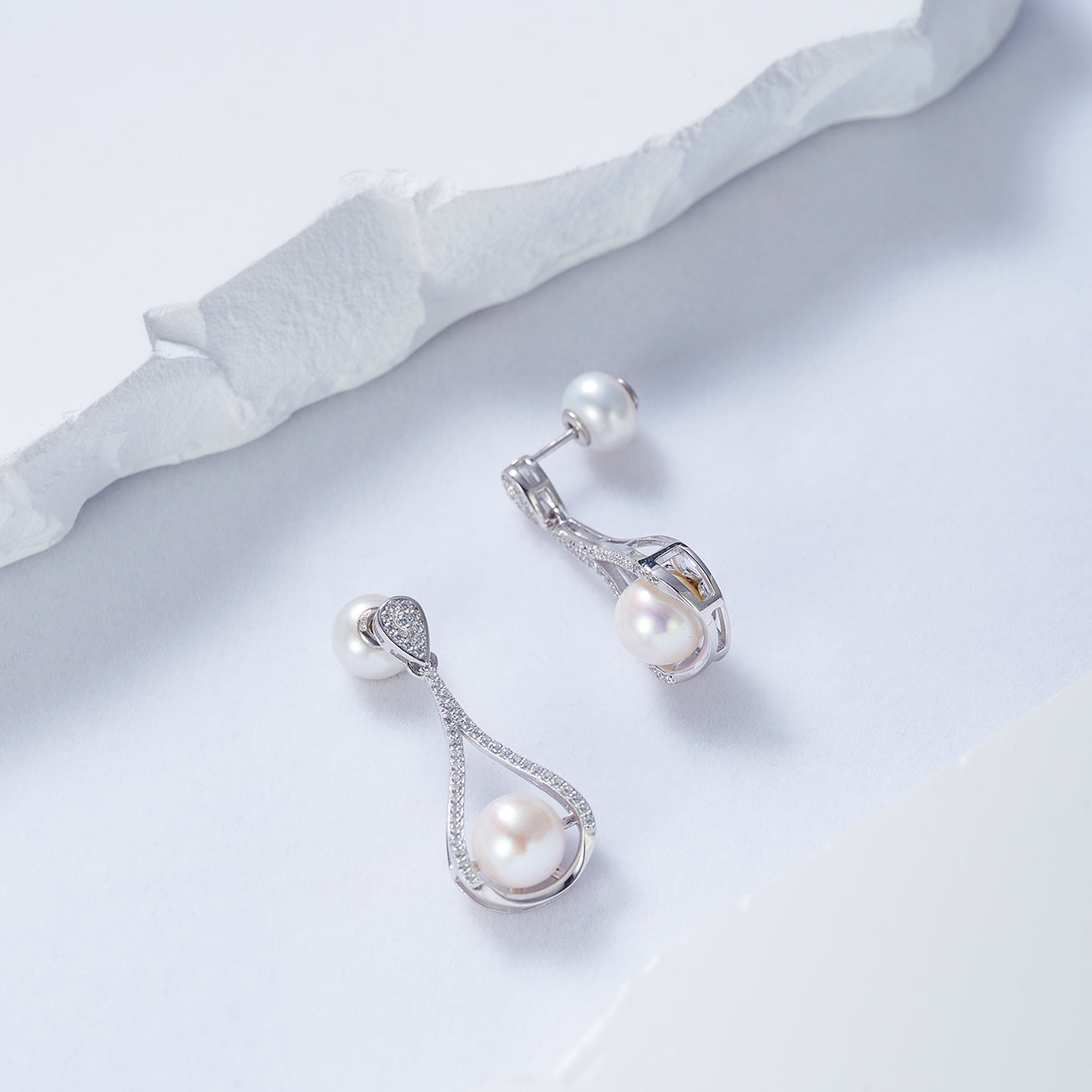 Top Grade Freshwater Pearl Earrings WE00726 - PEARLY LUSTRE