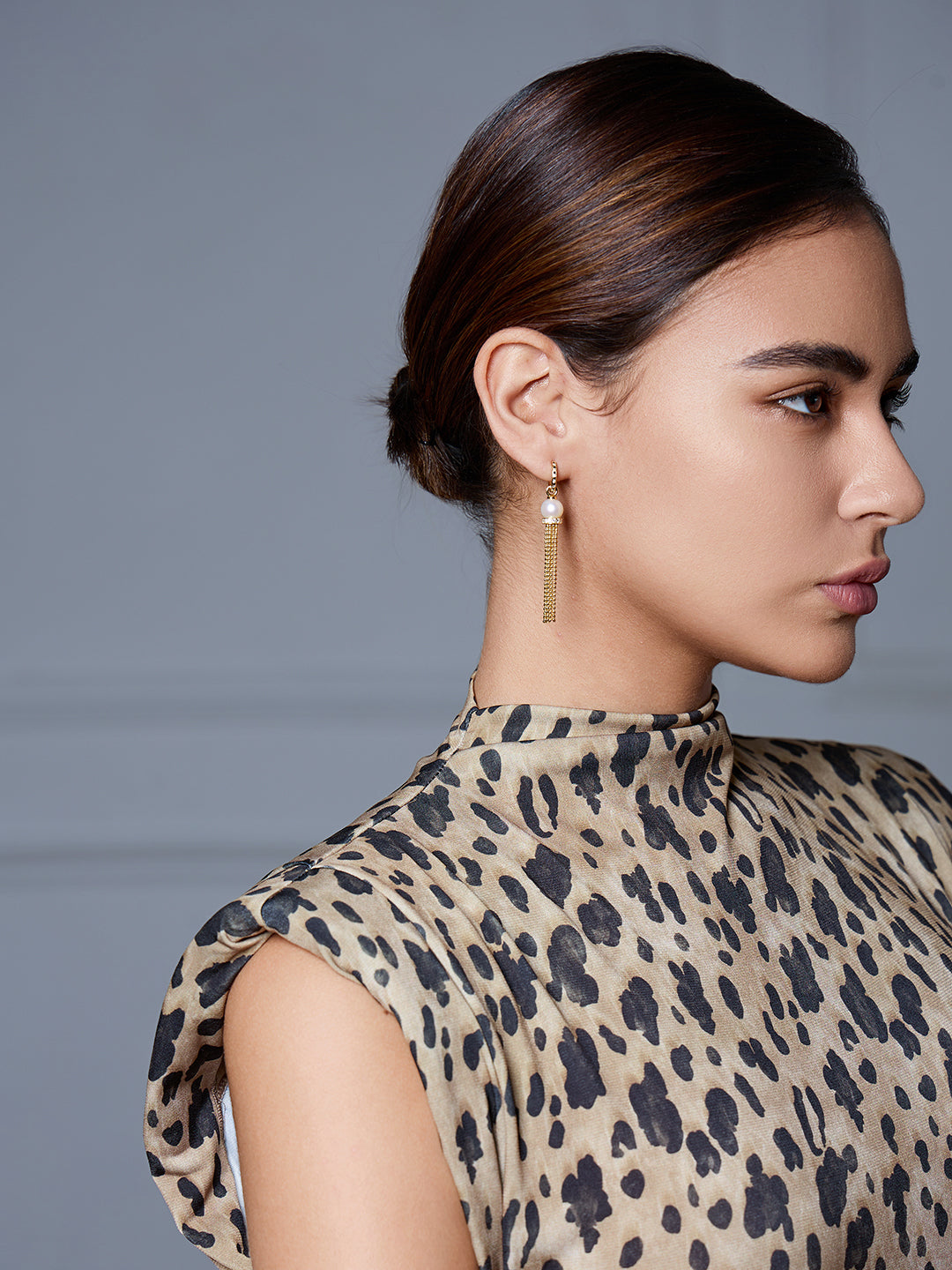 Top Lustre Freshwater Pearl Earrings WE00728 | SAFARI