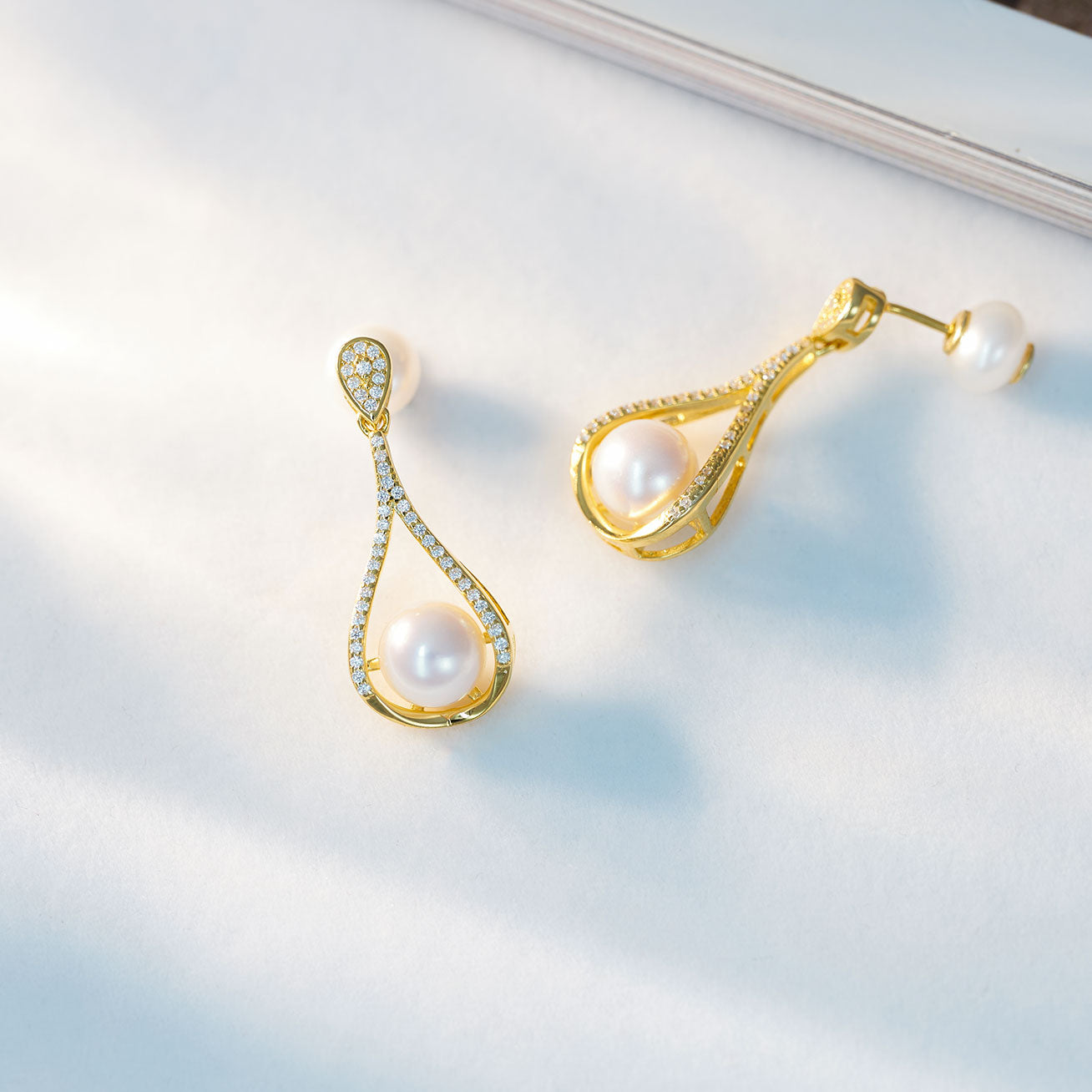Top Grade Freshwater Pearl Earrings WE00730 - PEARLY LUSTRE