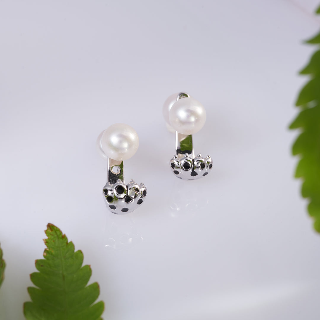 Pendientes de perlas de agua dulce con brillo superior WE00727 | SAFARI