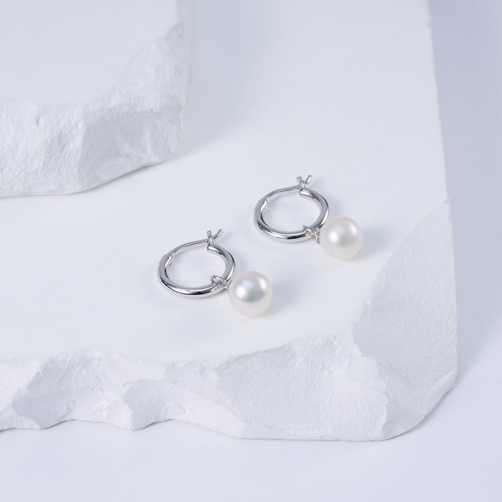 Elegant Freshwater Pearl Earrings WE00892