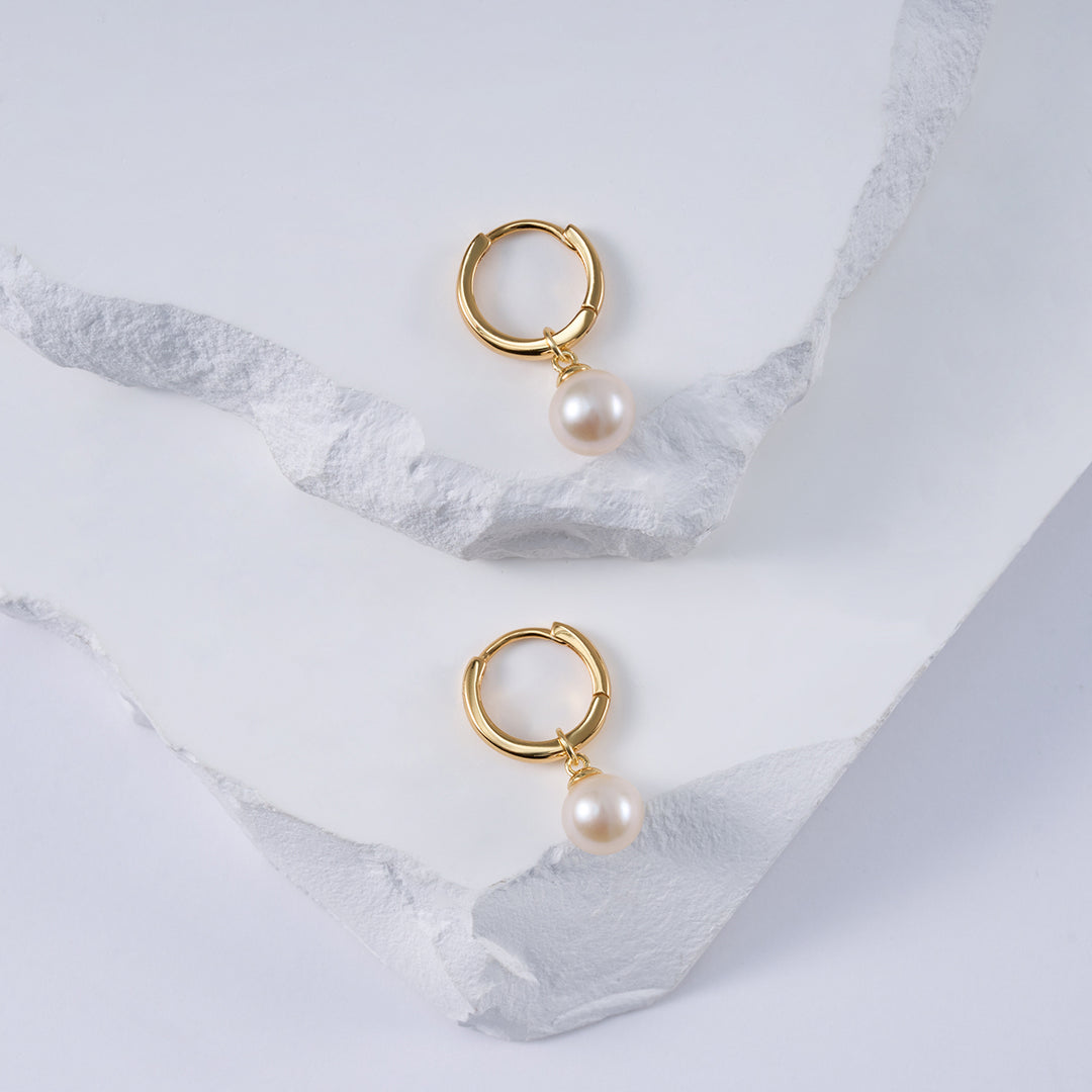 Elegant Freshwater Pearl Earrings WE00893