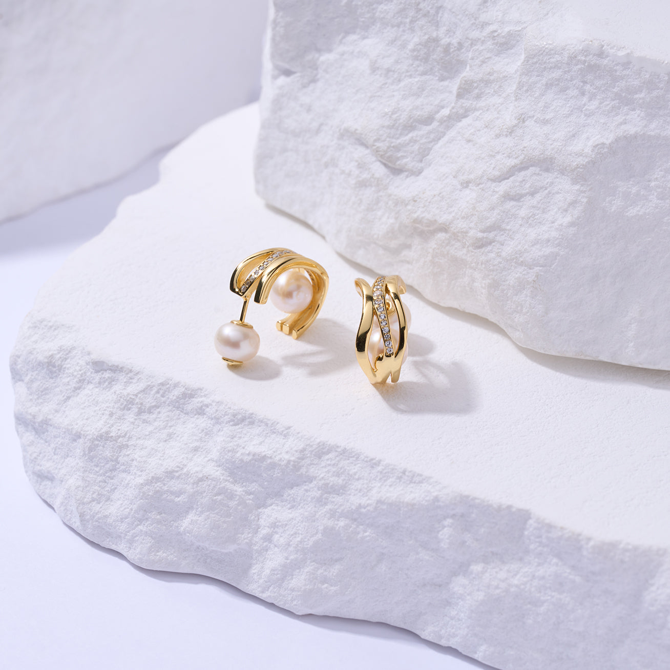 Top Grade Freshwater Pearl Earring WE00910 | MARINA BAY - PEARLY LUSTRE