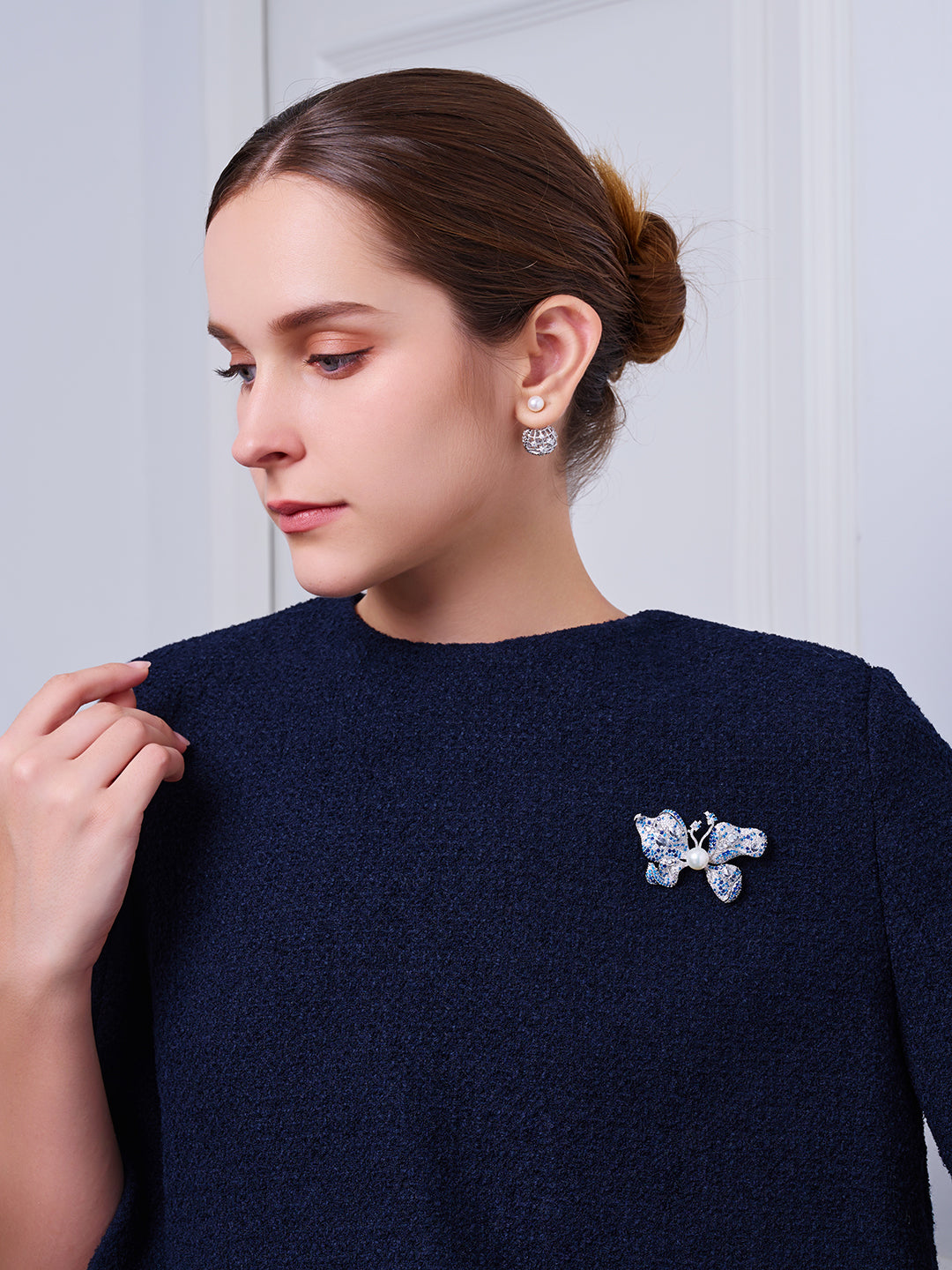 Broche elegante de perla de agua dulce WC00106