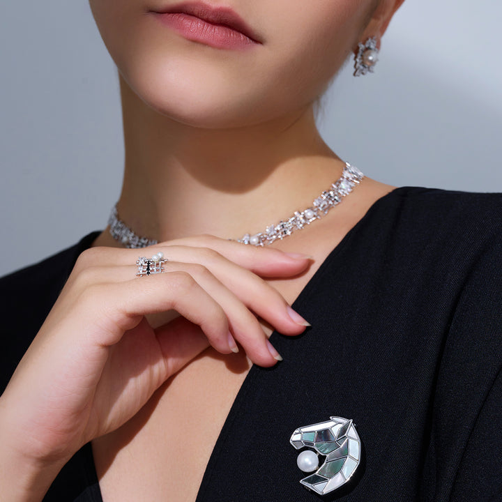 Top Grade Akoya Pearl Brooch WC00100| HORSE