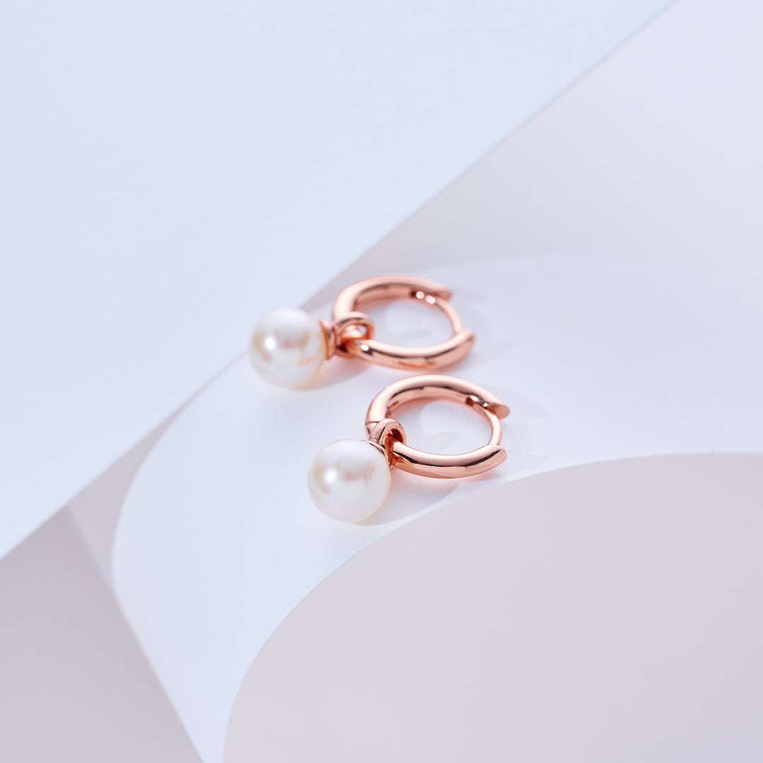 Pendientes elegantes de perla de agua dulce WE00981