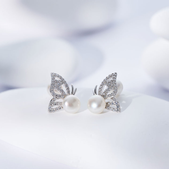 أقراط لؤلؤ المياه العذبة عالية الجودة WE00999 | BUTTERFLY