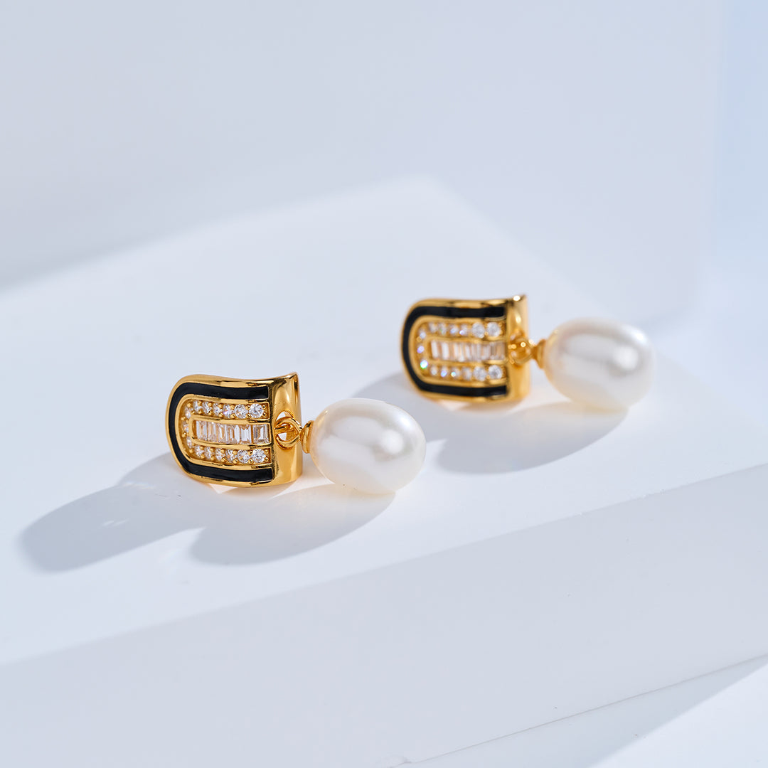 أقراط لؤلؤ المياه العذبة عالية الجودة WE01028 | DECO