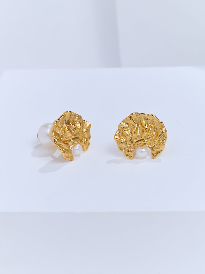 Elegant Freshwater Pearl Earrings WE01070 | SANDS