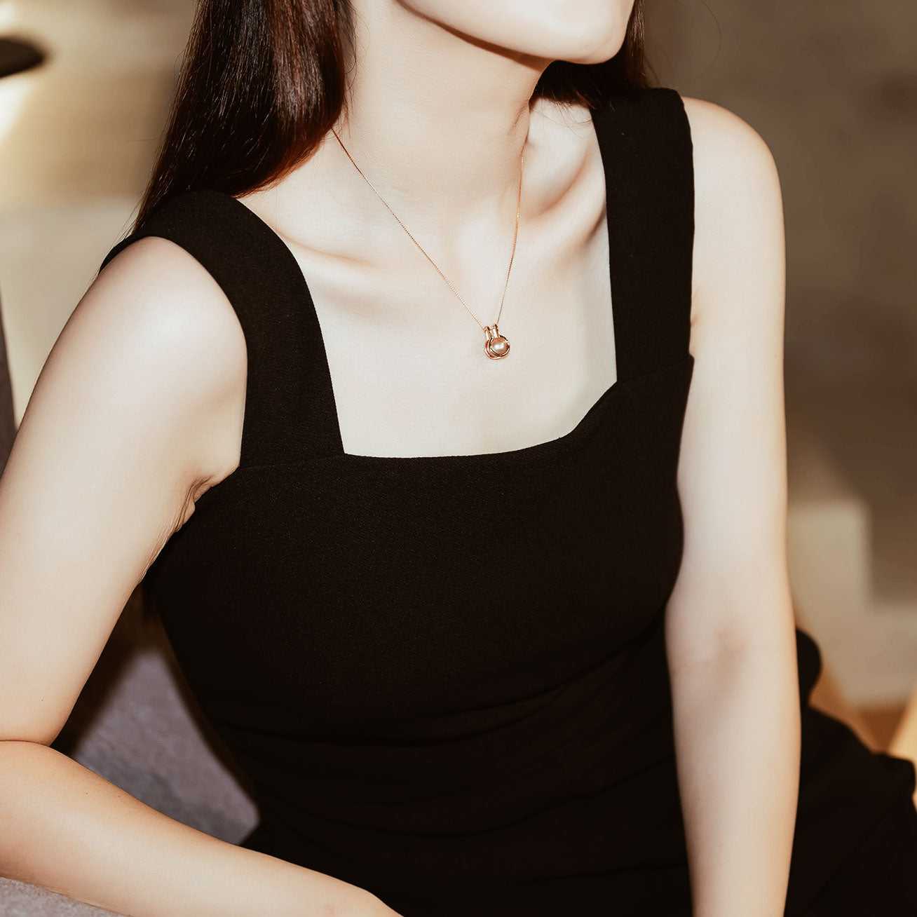 New Yorker Freshwater Pearl Necklace WN00328 - PEARLY LUSTRE