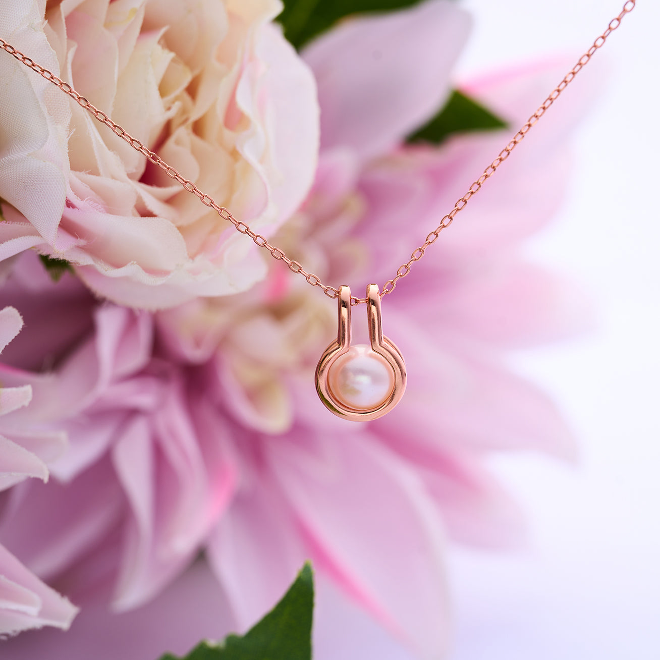 New Yorker Freshwater Pearl Necklace WN00124 - PEARLY LUSTRE