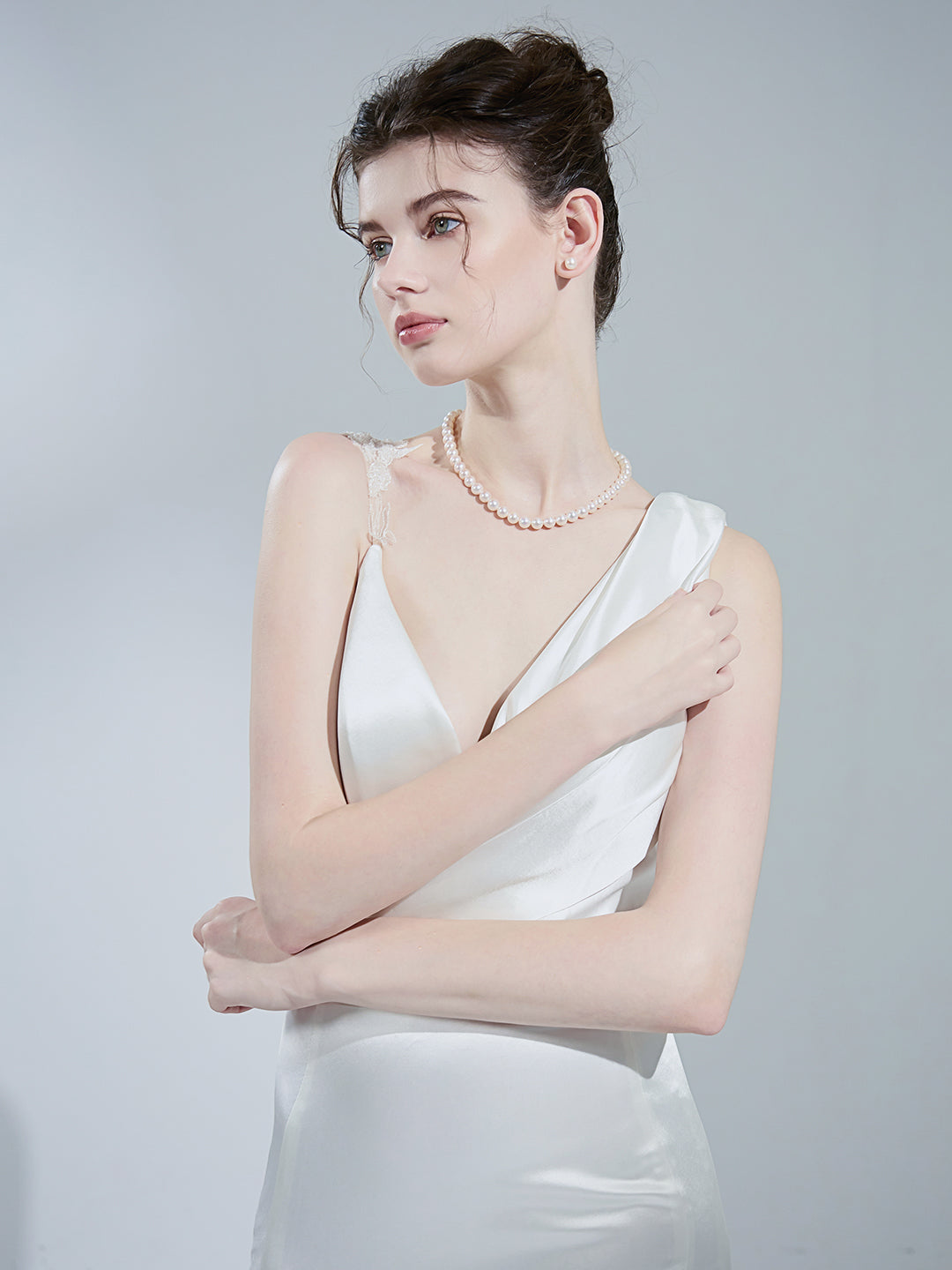Collar elegante de perlas de agua dulce WN00176