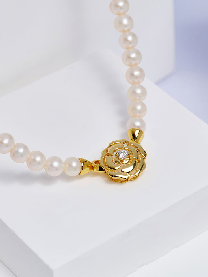 Elegant Freshwater Pearl Necklace WN00222