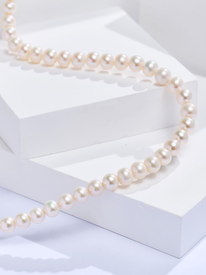 Elegant Freshwater Pearl Necklace WN00222