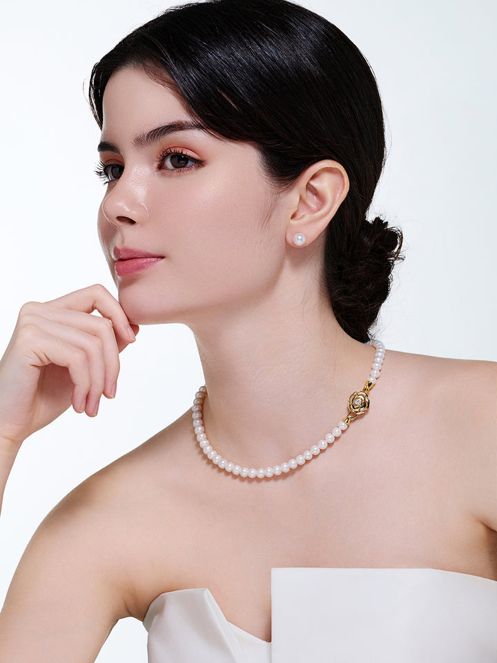 Elegant Freshwater Pearl Necklace WN00222