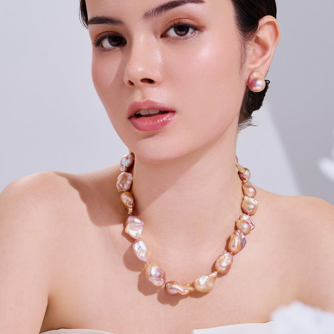 عقد من اللؤلؤ الباروكي WN00507 | نيويوركر