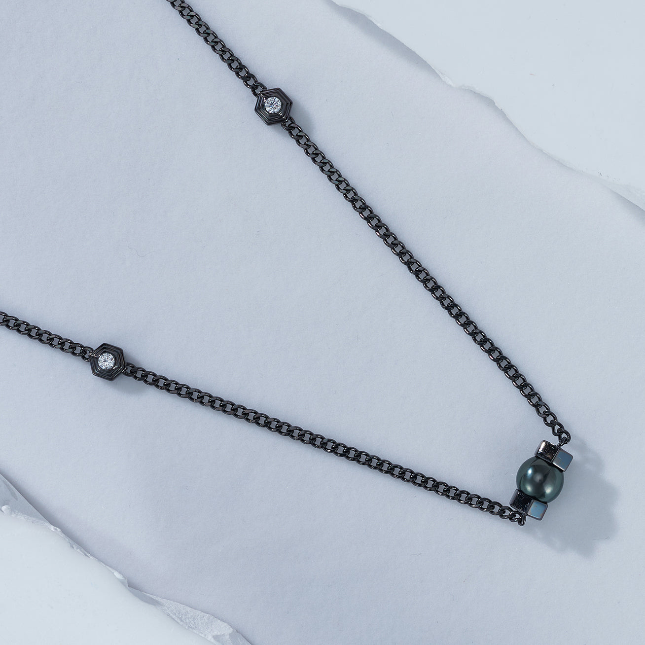 Tahitian Pearl Necklace WN00549 | HEXAGON - PEARLY LUSTRE