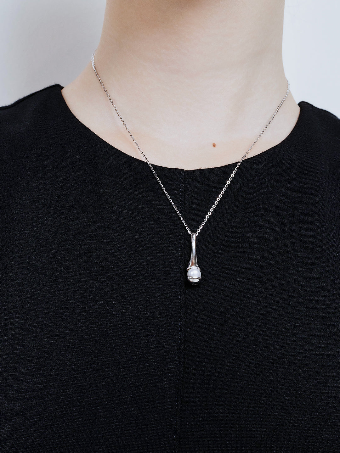 Collar de perlas de agua dulce de primera calidad WN00694 | LÍQUIDO