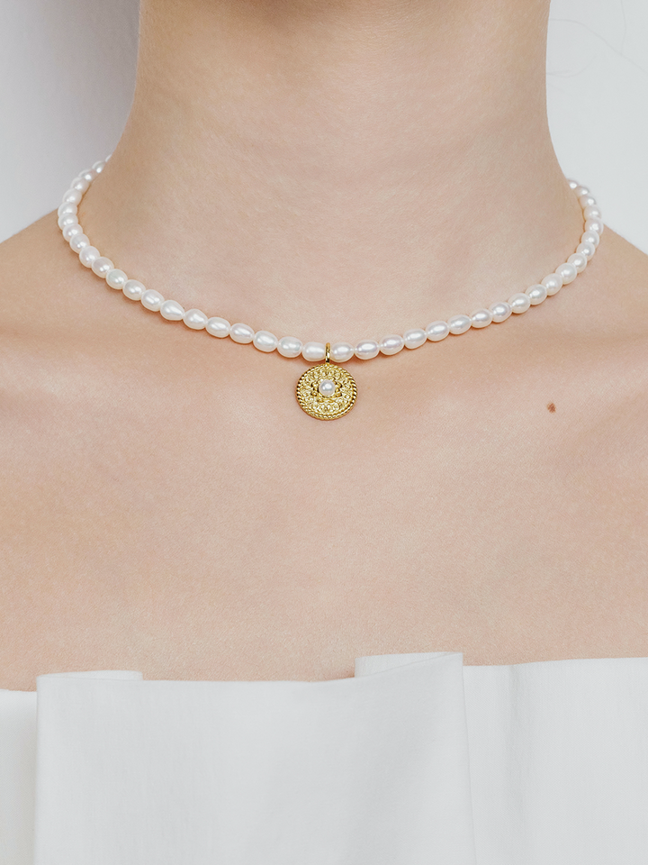 Musée des civilisations asiatiques Collier en perles d&