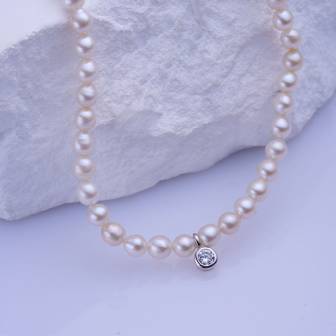 New Yorker Freshwater Pearl Necklace WN00724