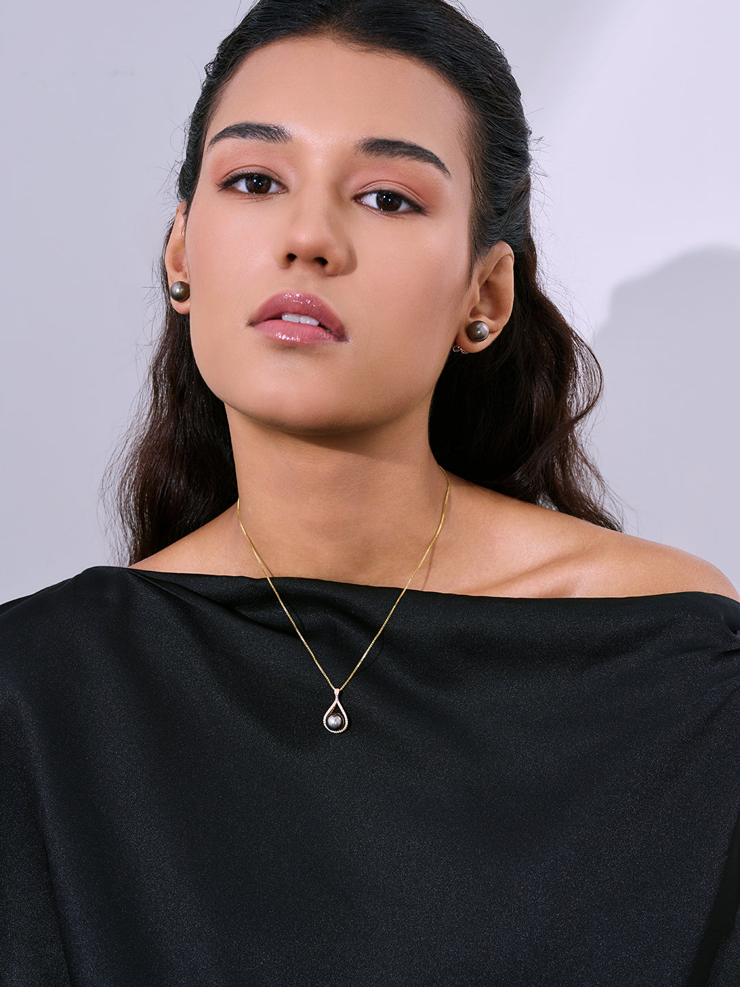Elegante collana con perla tahitiana WN00847