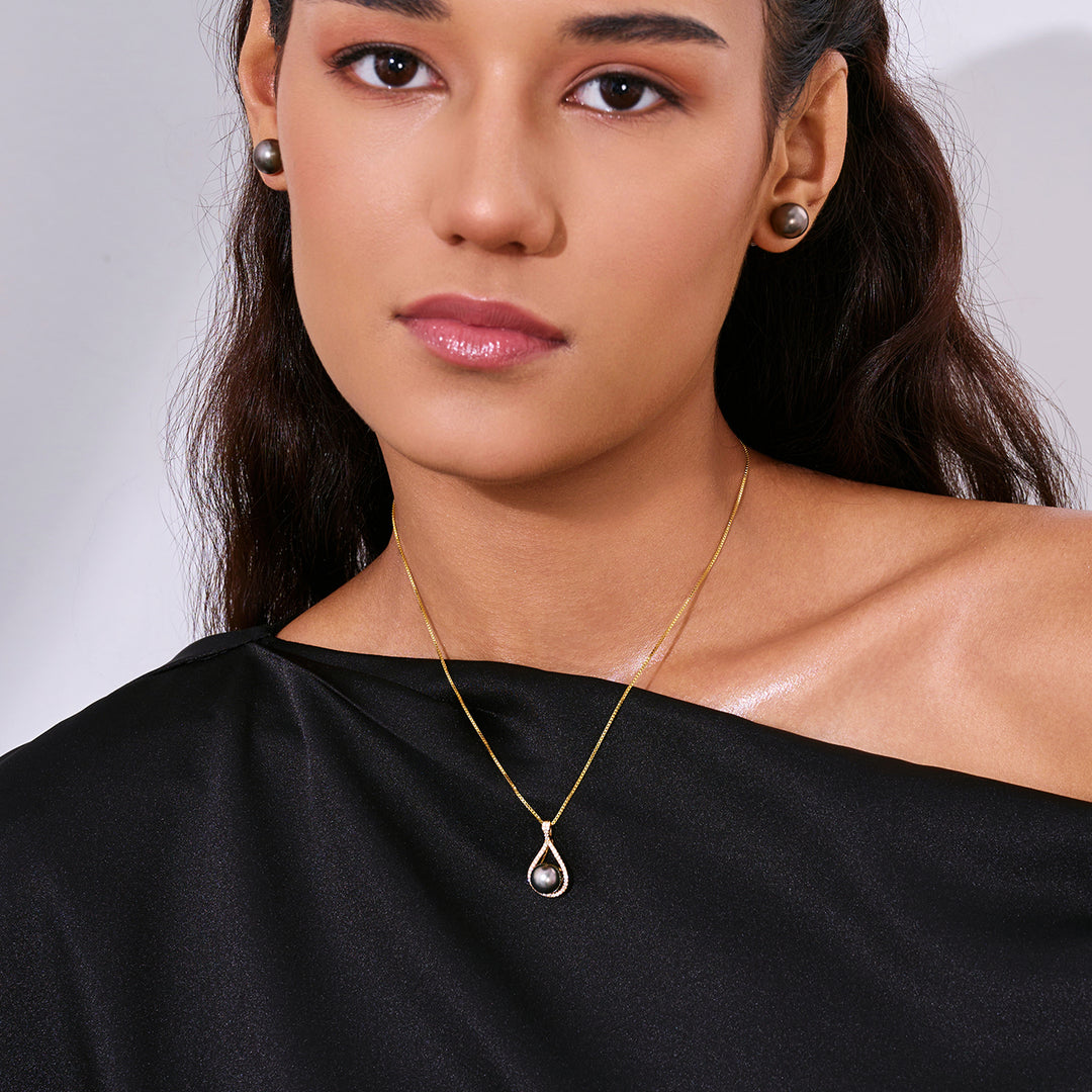 عقد لؤلؤ تاهيتي أنيق WN00847