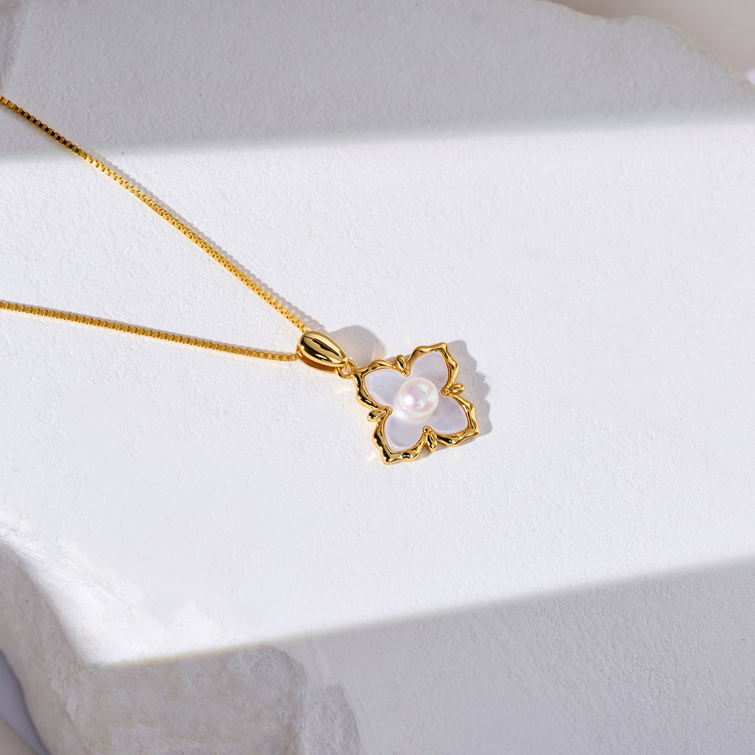 عقد لؤلؤ مياه عذبة أنيق WN00850