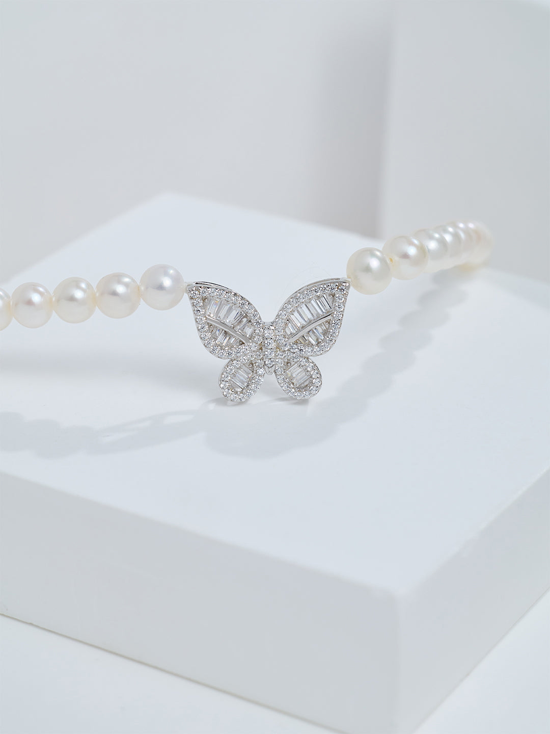 Kalung Mutiara Air Tawar Kilauan Teratas WN00899 | BUTTERFLY