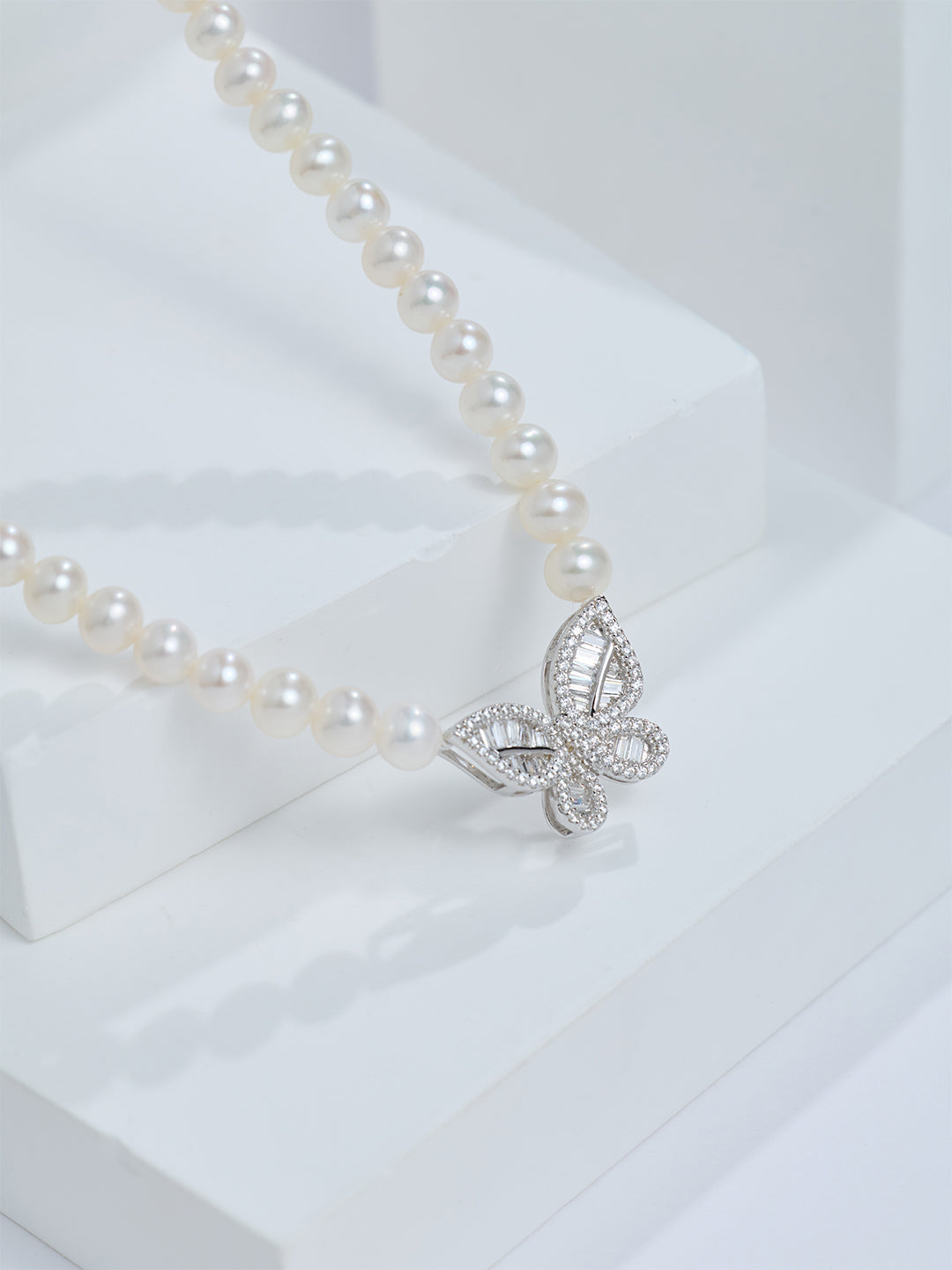 Kalung Mutiara Air Tawar Kilauan Teratas WN00899 | BUTTERFLY