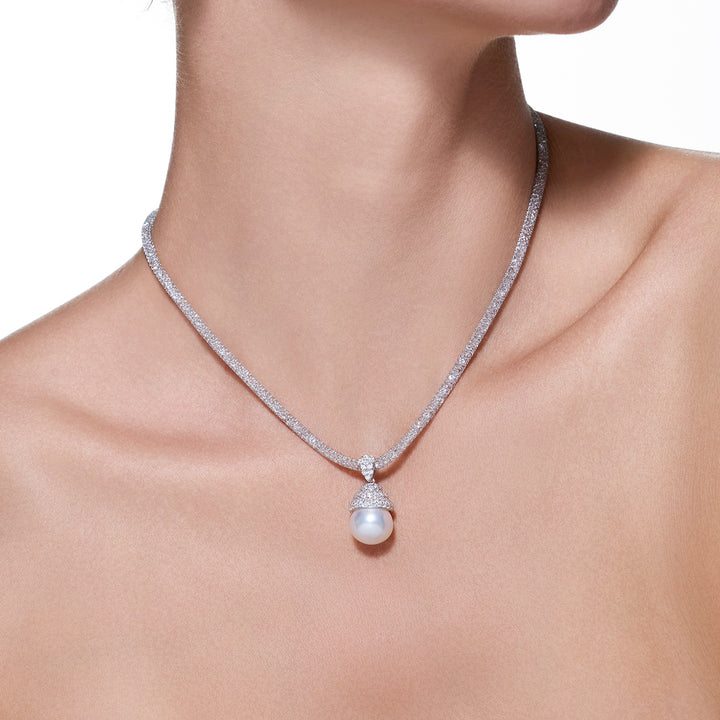 Collier en perles blanches de la mer du Sud à lustre supérieur WN00902