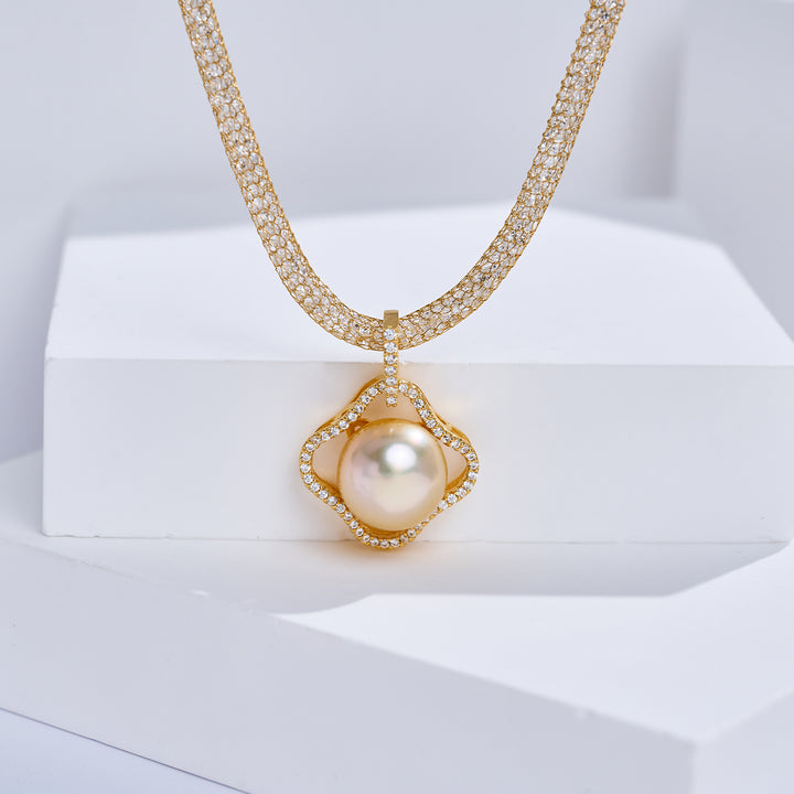 Collier en perles dorées de la mer du Sud à lustre supérieur WN00904