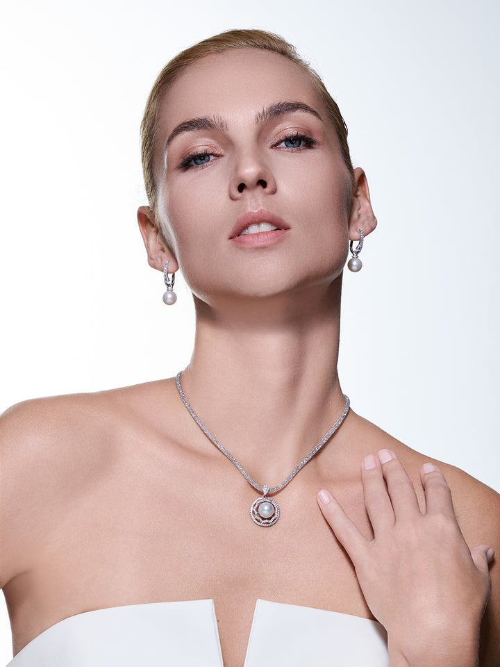 Collar de perlas blancas del Mar del Sur con alto lustre WN00905